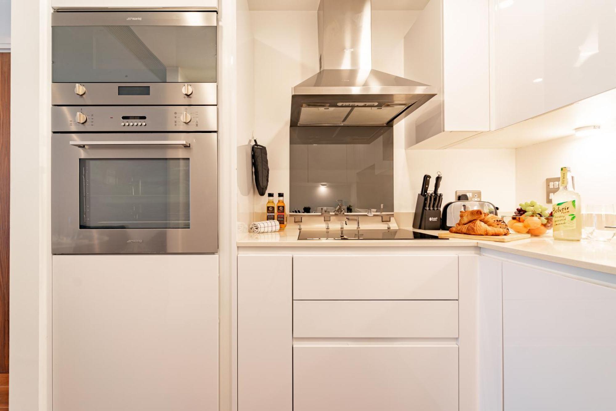 Stylish And Comfortable Canary Wharf Apartment Perfect For Long Stays Londres Exterior foto